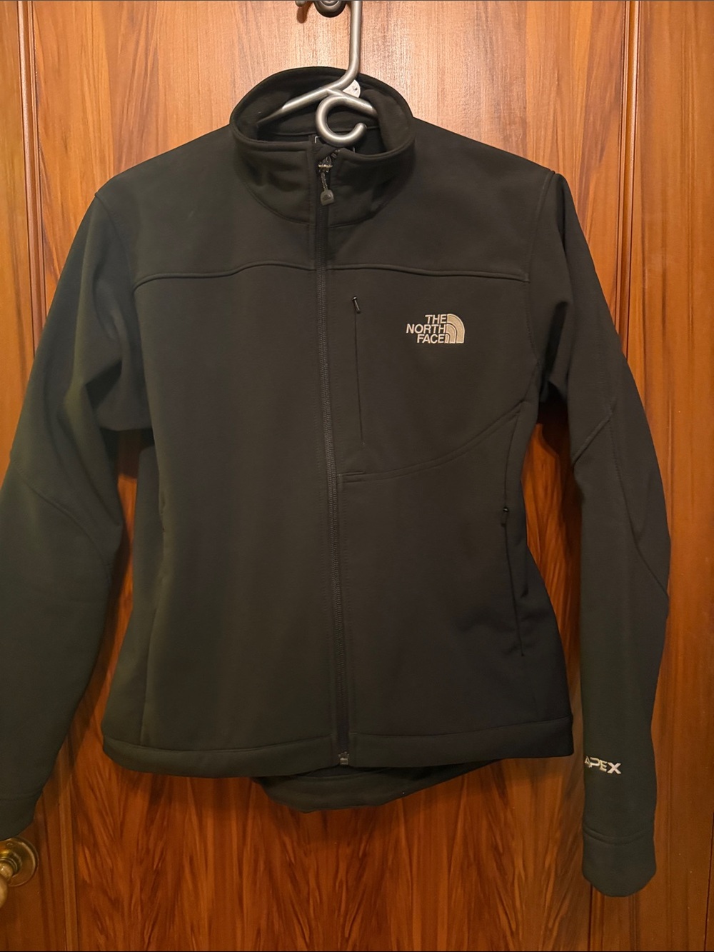 The North Face Women's Black Apex Softshell Jacket